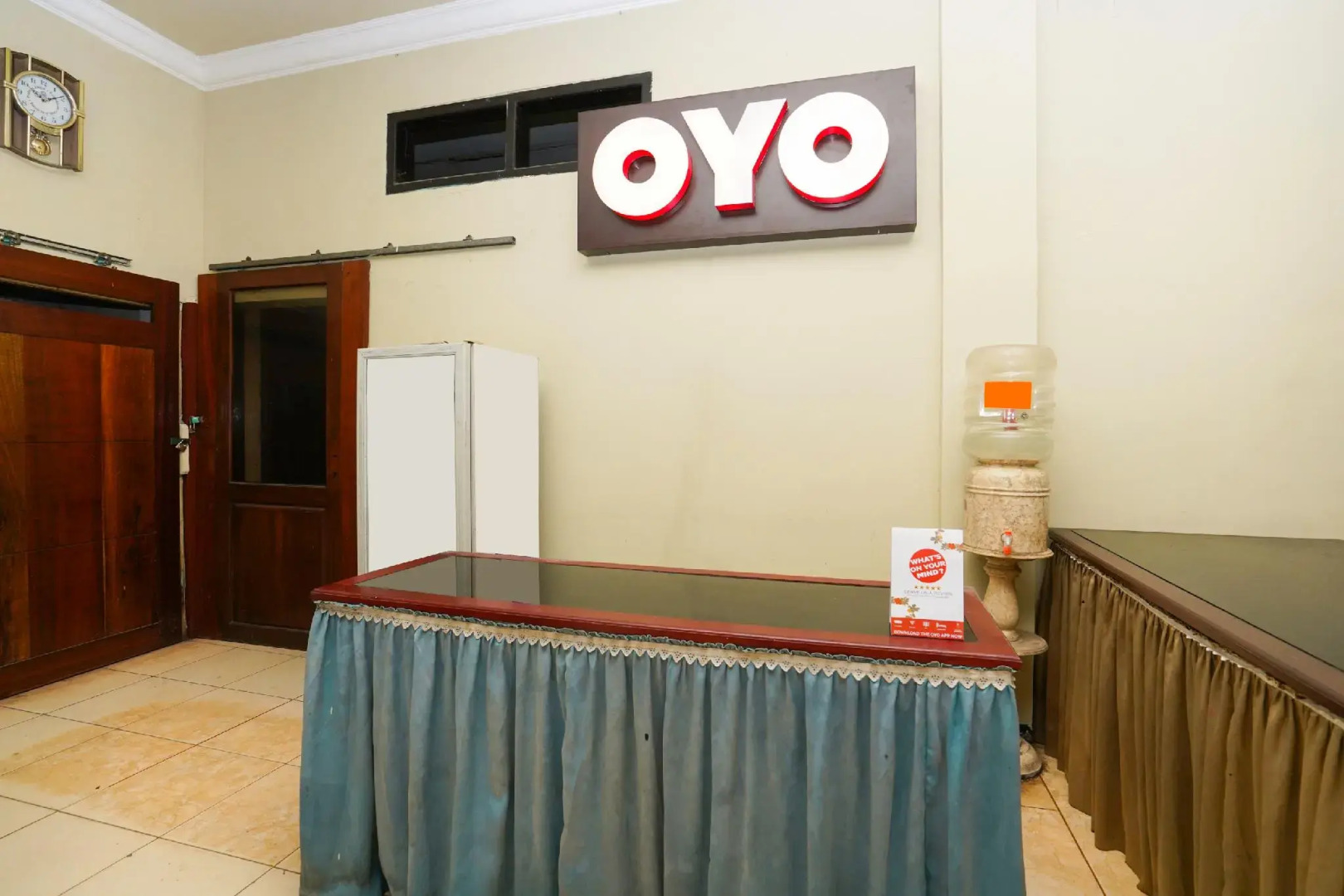 OYO 2715 Hotel Madinah Syariah