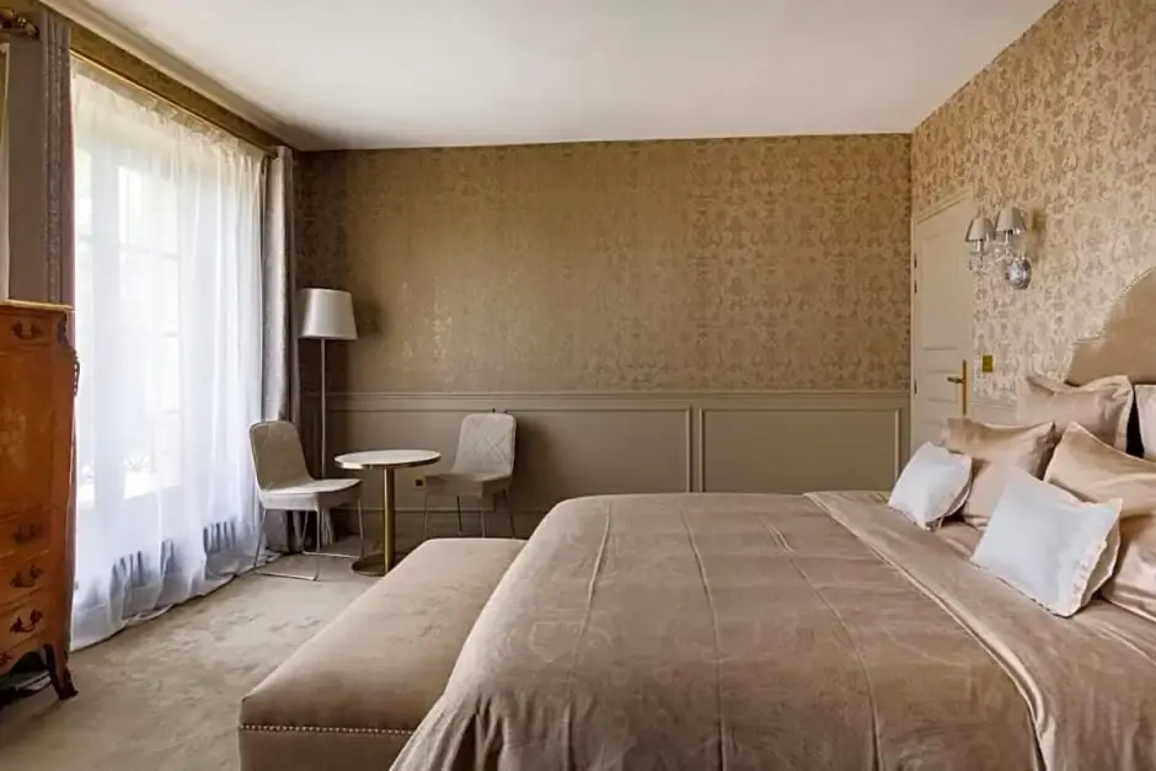 Le Chateau D’Hardricourt