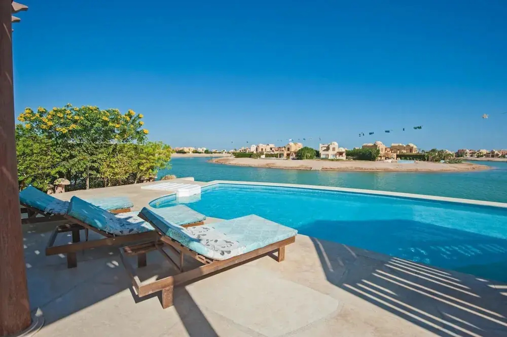 Villa in El Gouna with Pool