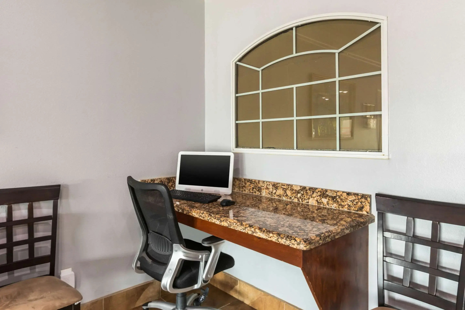 Quality Inn & Suites at The Outlets Mercedes/Weslaco