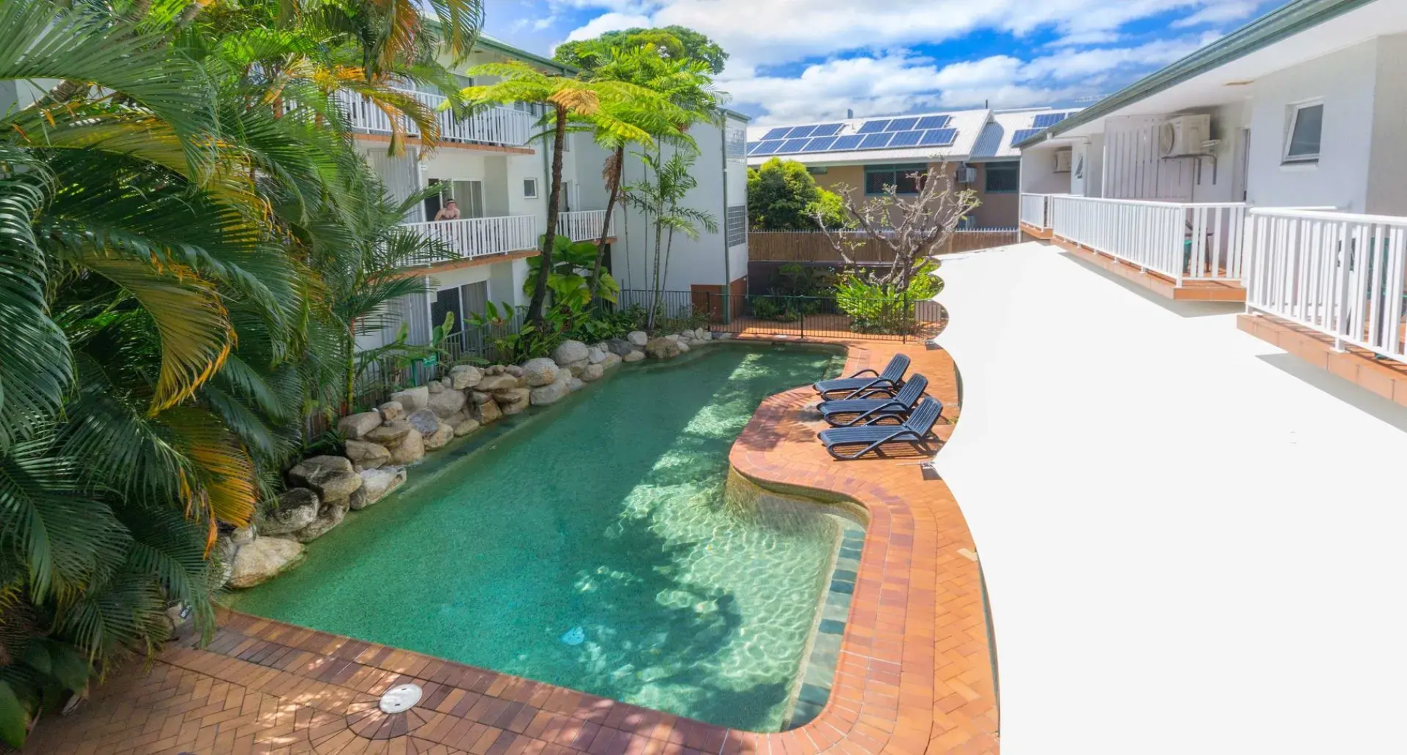 Coral Tree Inn