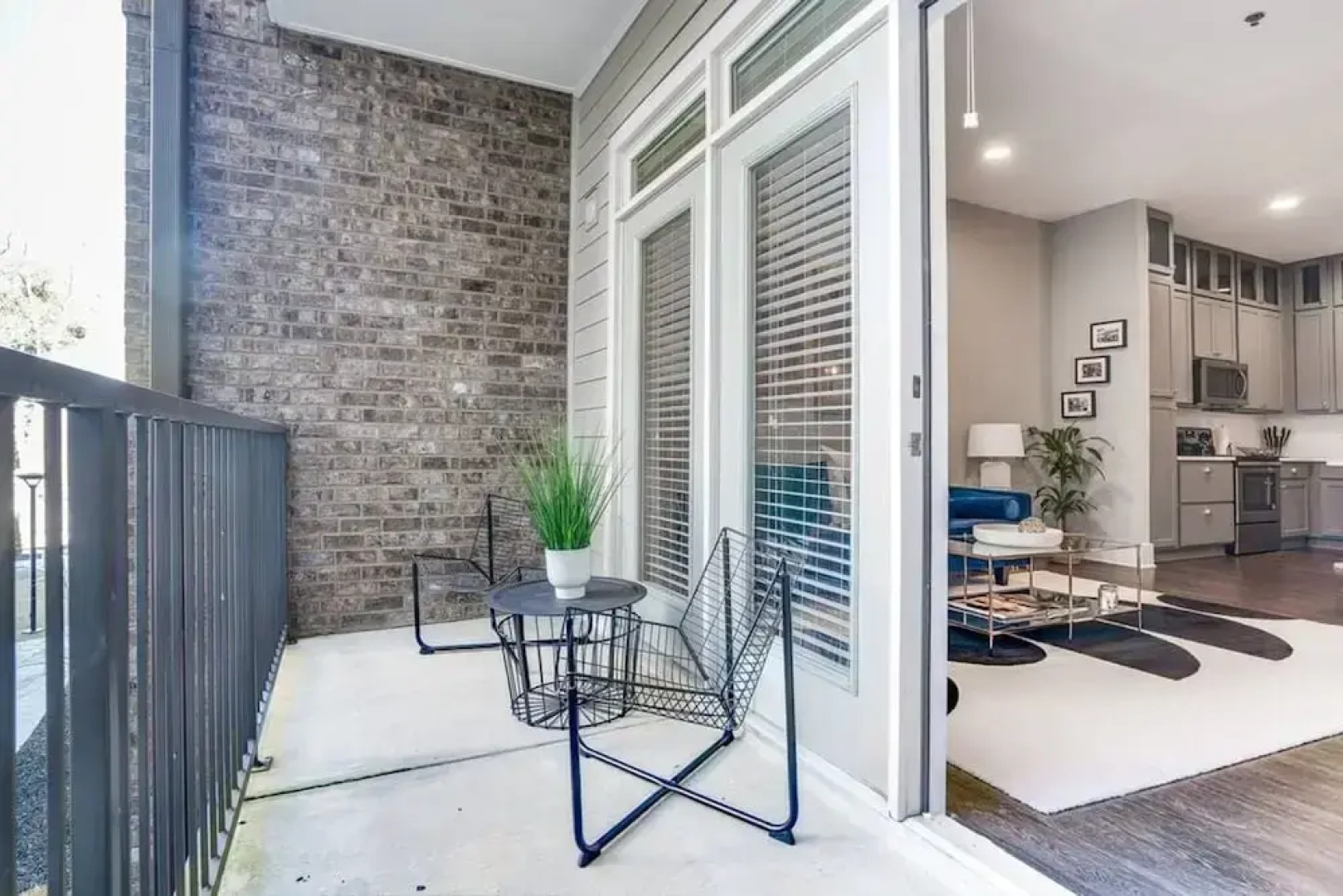 Luxury Apartment Near Emory Hospital University