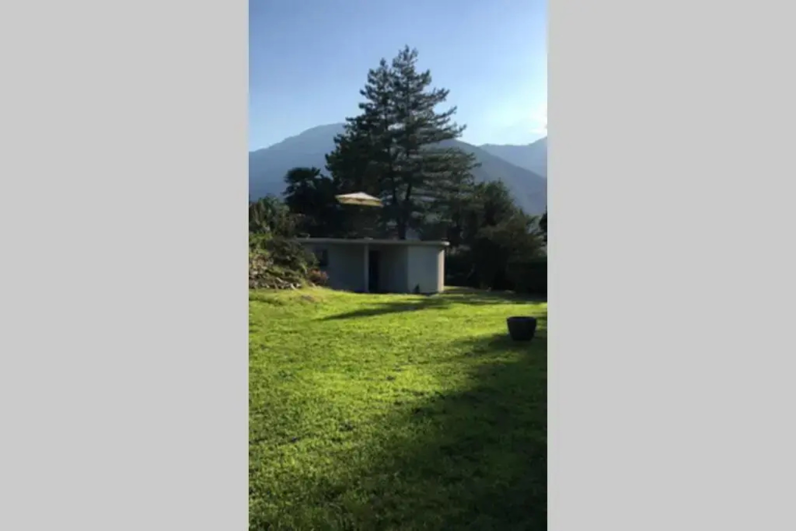 The comfortable house with big pool in the center of Mergozzo