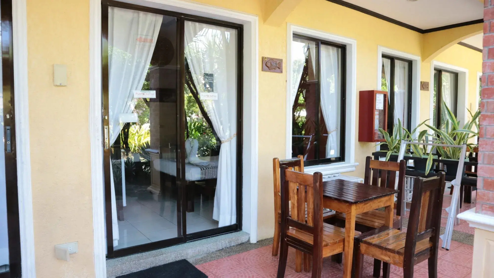 Puerto Del Sol Beach Resort