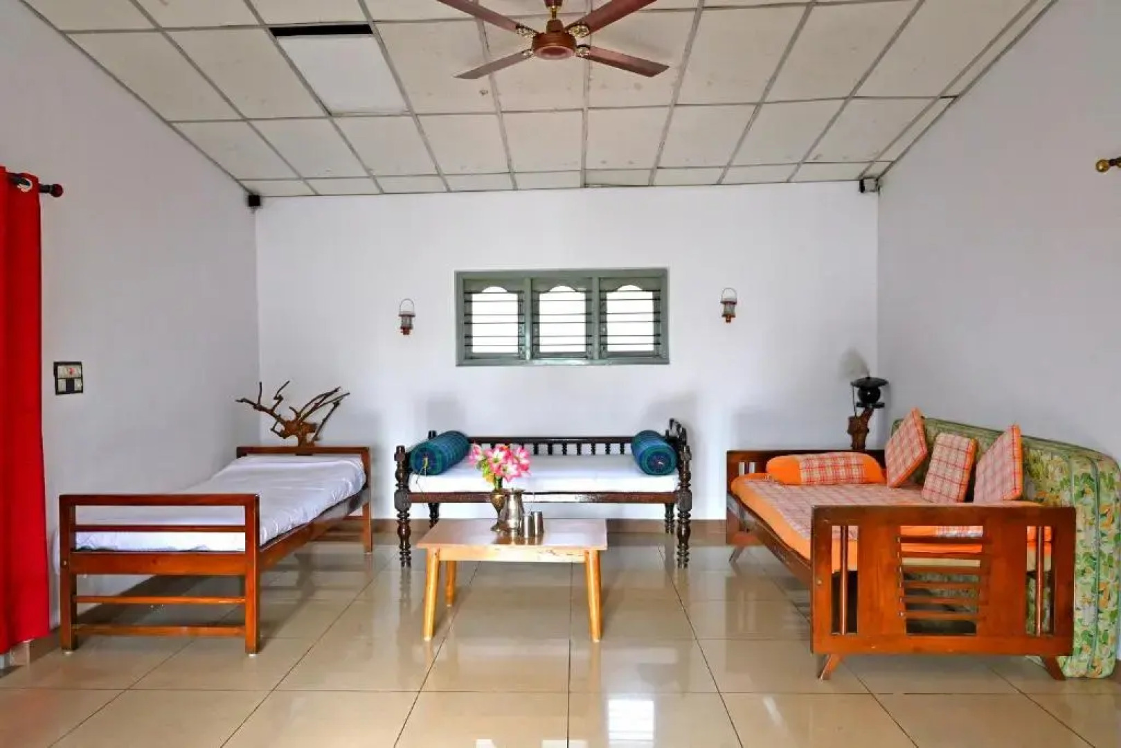 Giridarshini Homestay - Pool, Falls, Home Food & Estate