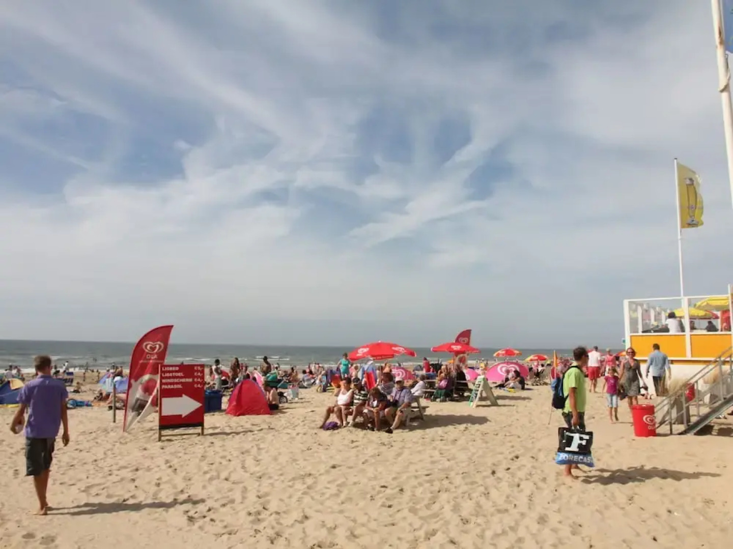 Modern Apartment in Egmond aan Zee with TV