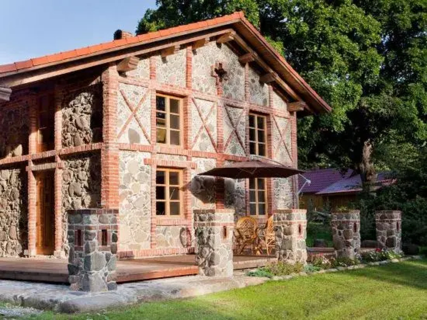 Linnumaja Guesthouse