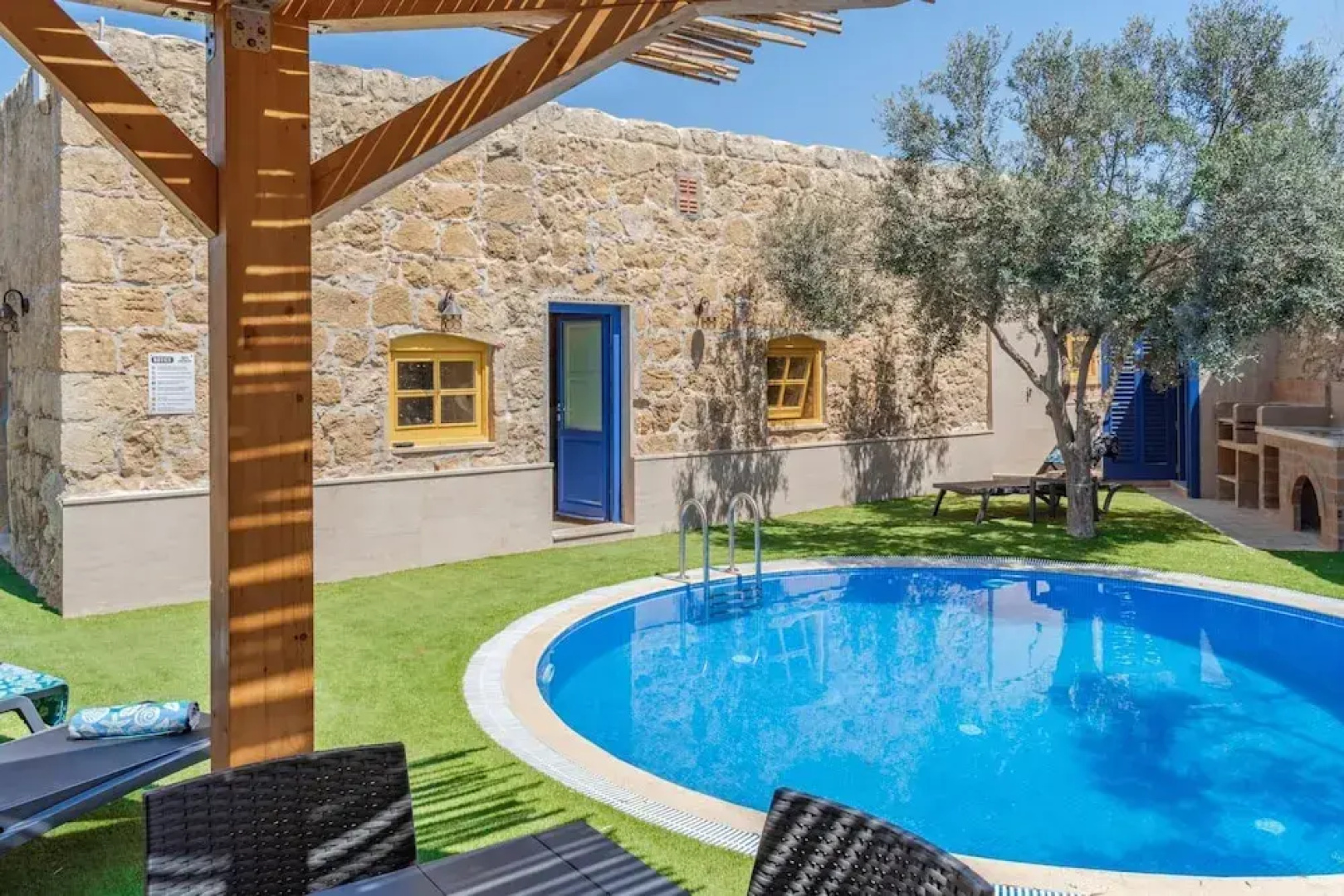 Villa Oliva 4 Bedroom Villa