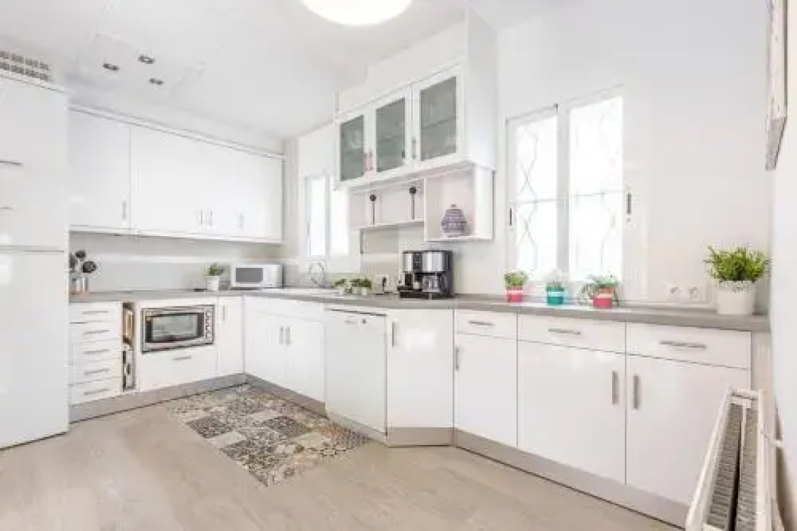 Empurialola Casa con pisina Carmanço