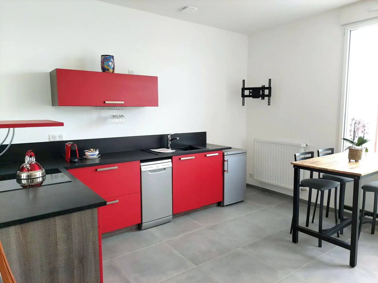 Apartment in top location, sea view, direct access to the beach, Plonévez-Porzay