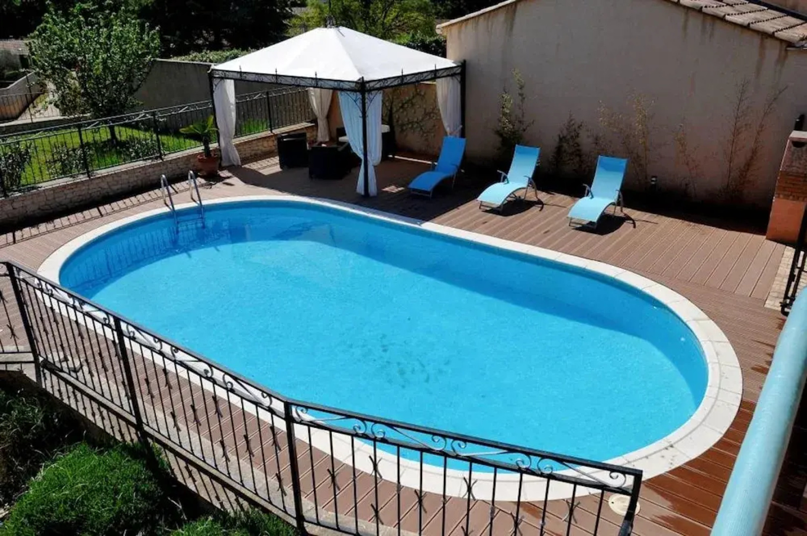 House With one Bedroom in Gargas, With Private Pool, Terrace and Wifi