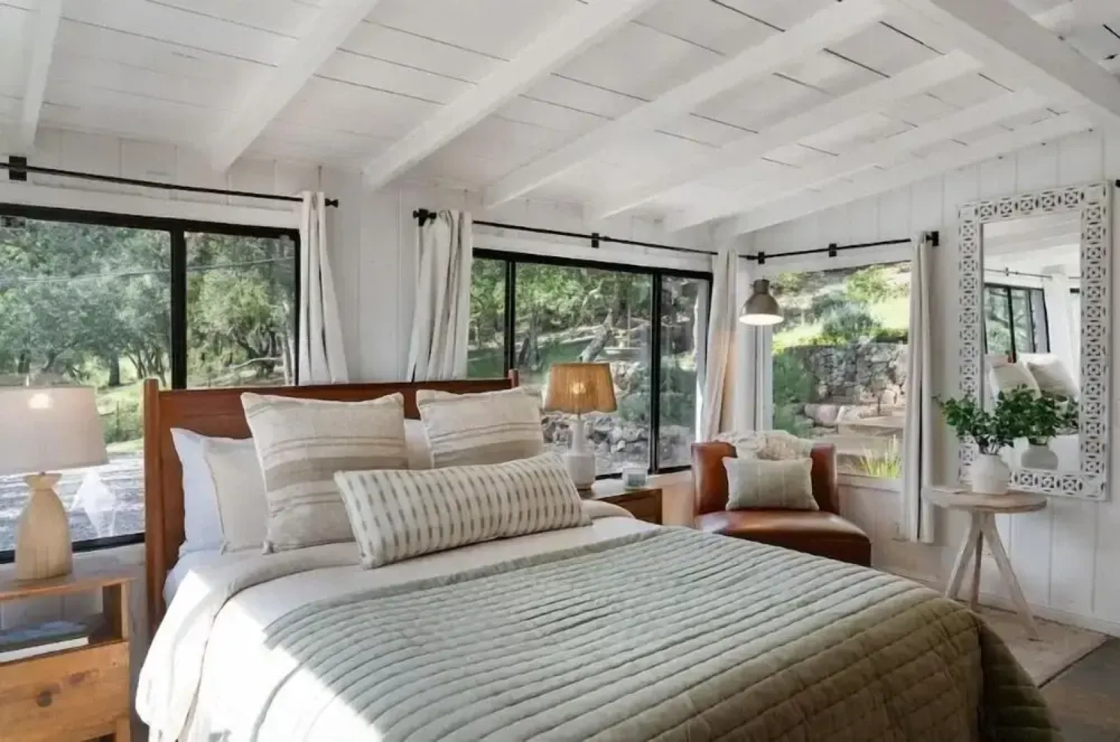 Wine Country Retreat W/ Casita, Bocce And Sunset Views! 3 Bedroom Home by RedAwning