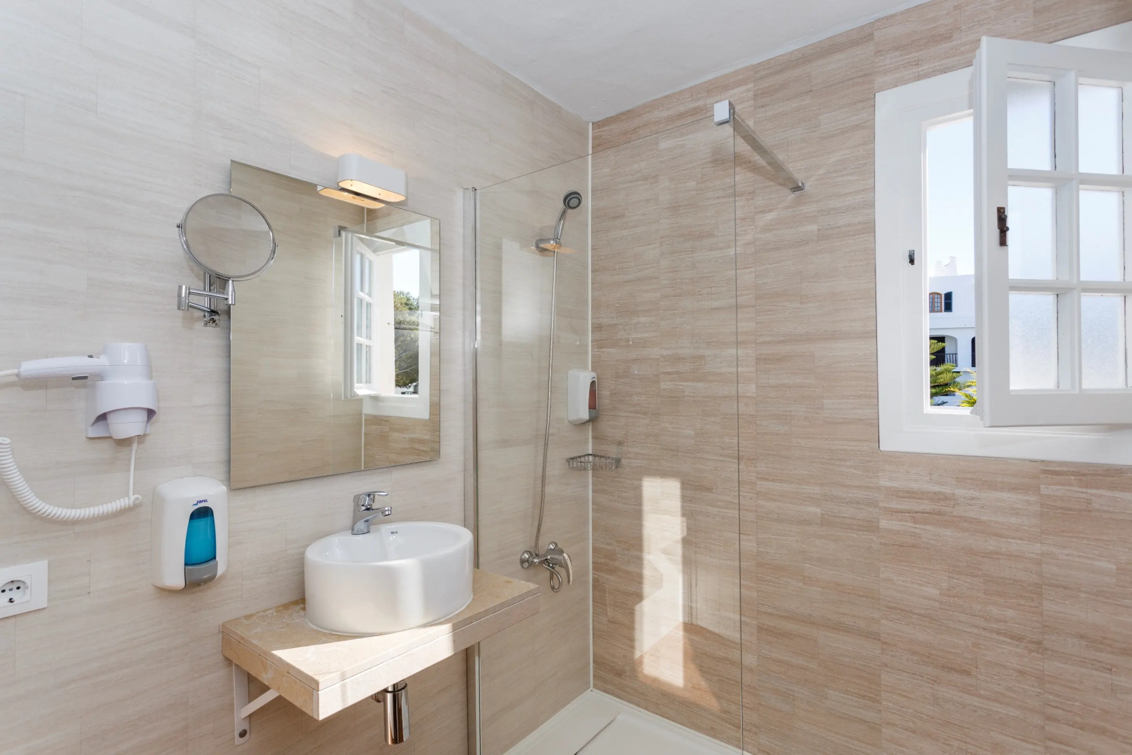 Carema Garden Village