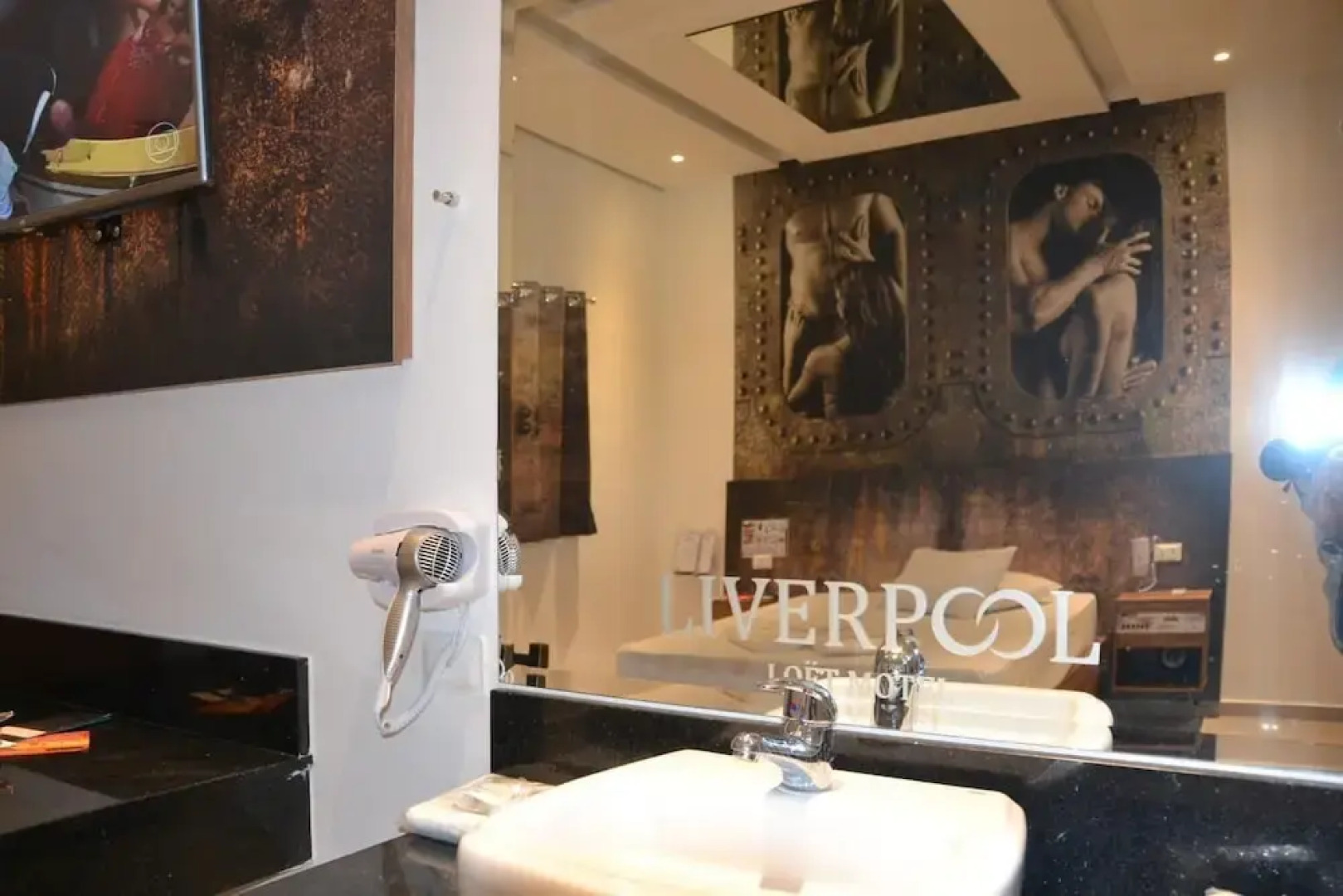 Liverpool Loft & Motel (Только для взрослых)