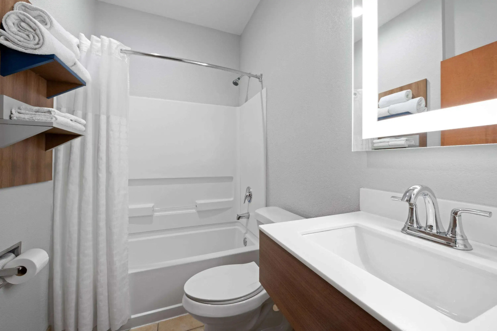 Microtel Inn & Suites by Wyndham Houma