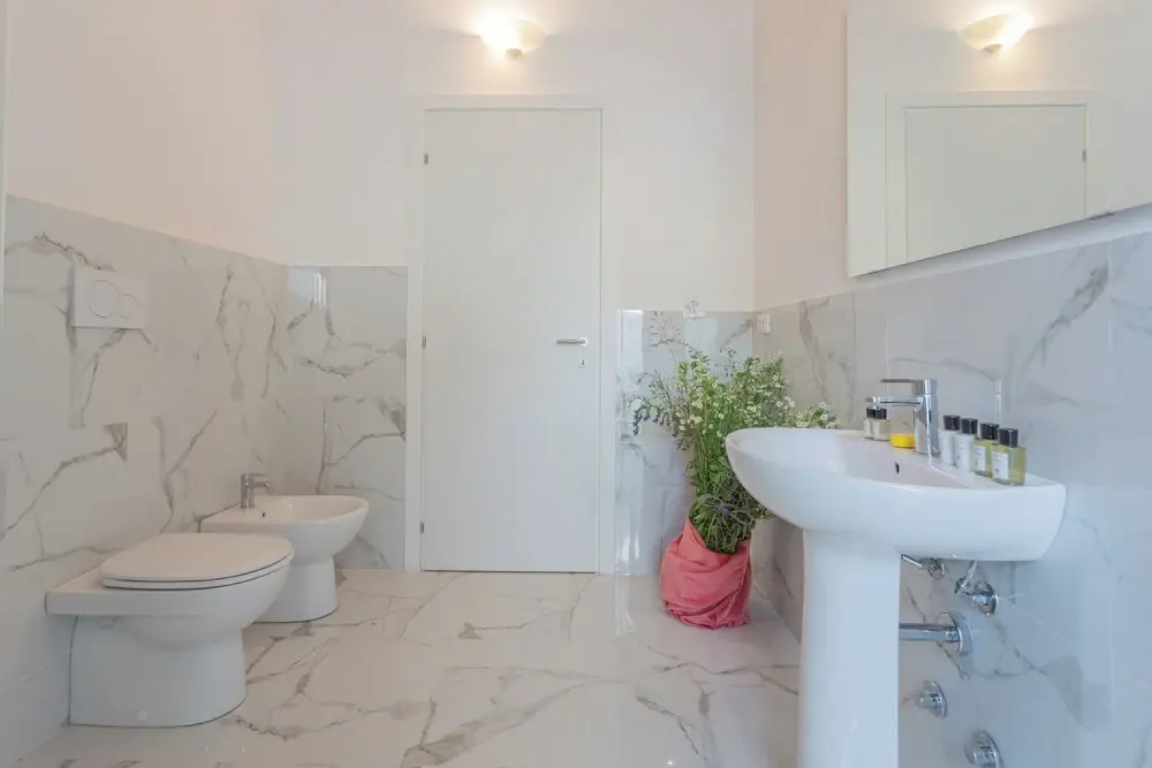 Luxury Apartments in Villa Cardinal Ciceri by Rent all Como