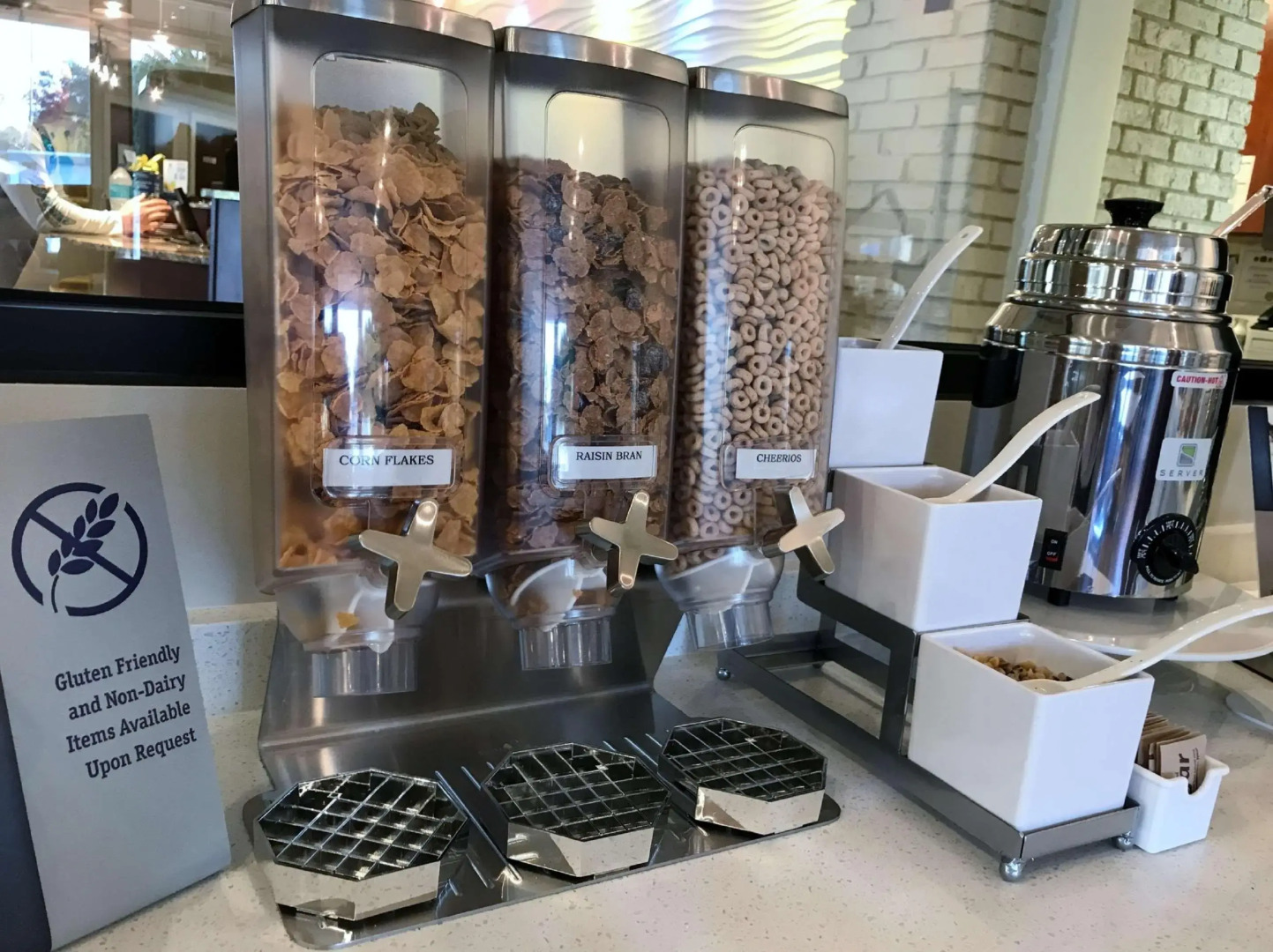 Best Western Plus Yacht Harbor Inn