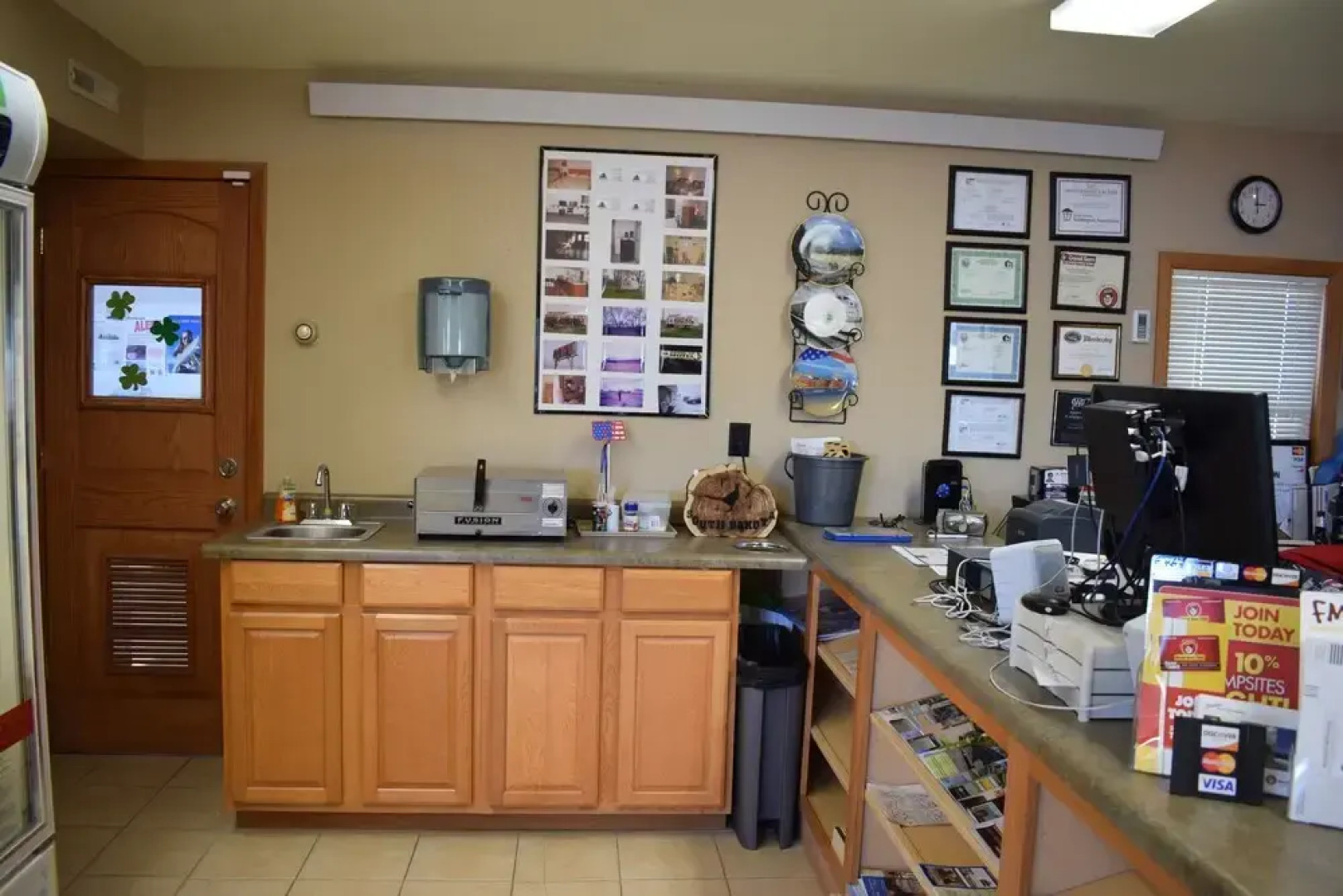 Siding 36 Motel & RV Park