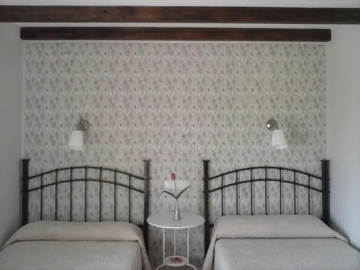 Hostal Restaurante Parajes