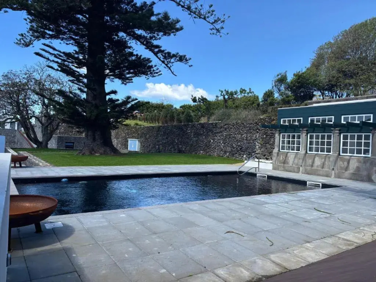 Azores Book Hotel