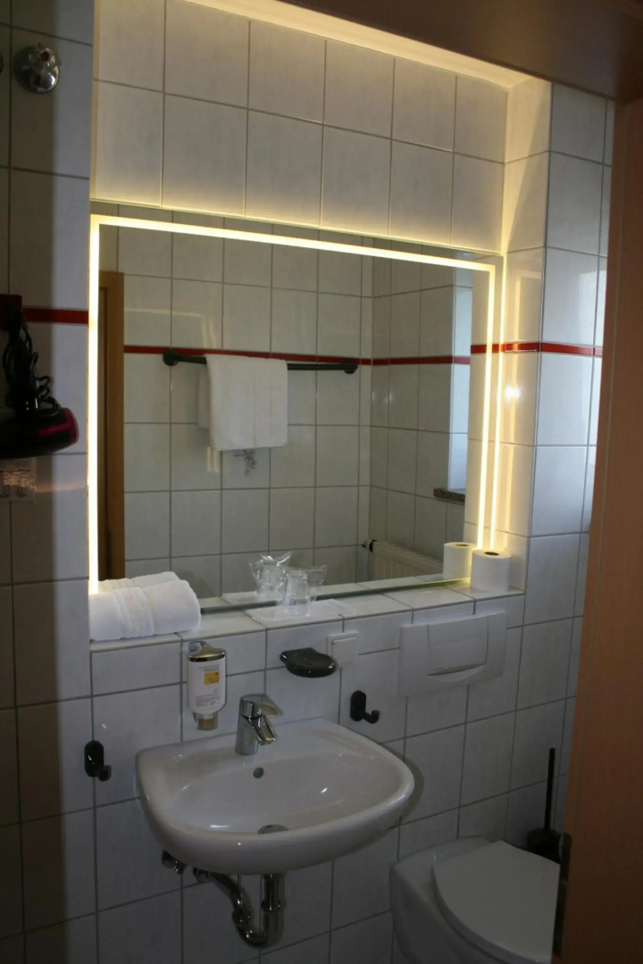 Hotel Parqeo Im A66