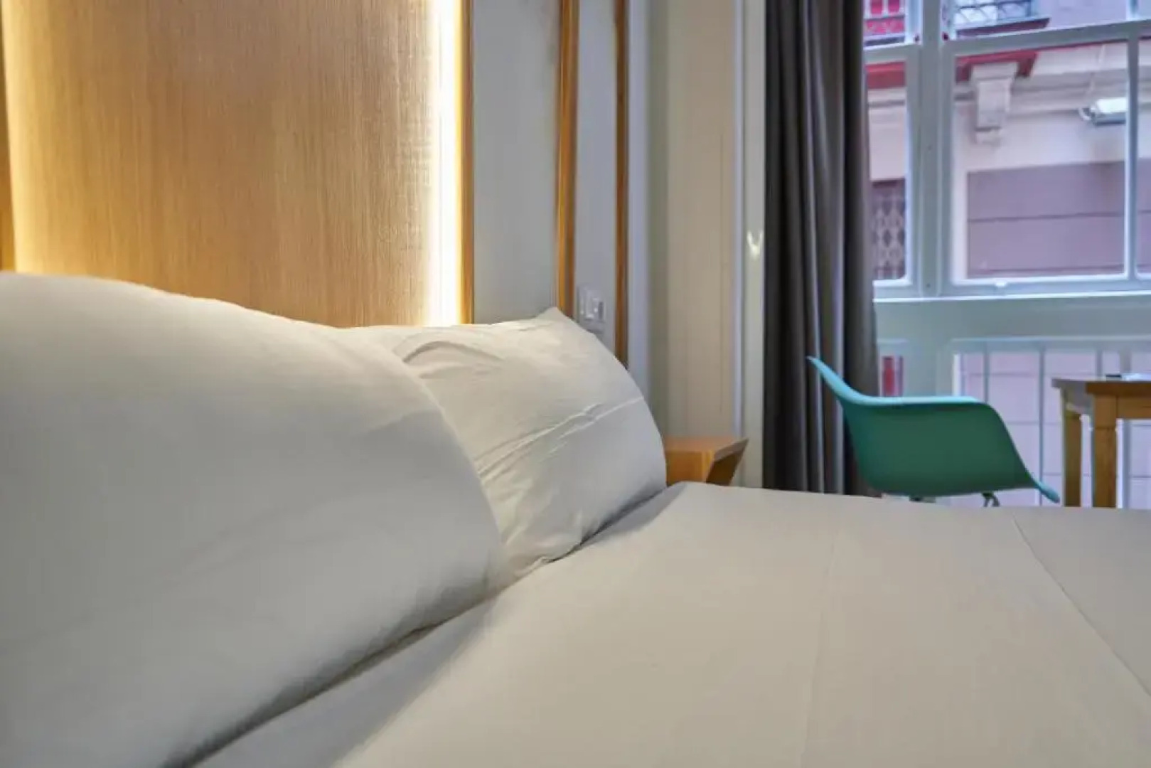 Pensión AliciaZzz Bed & Breakfast