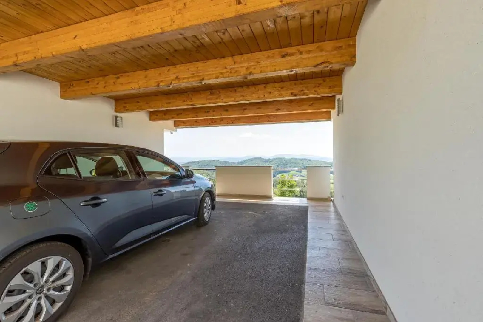 Pool & Whirlpool Villa Art Four