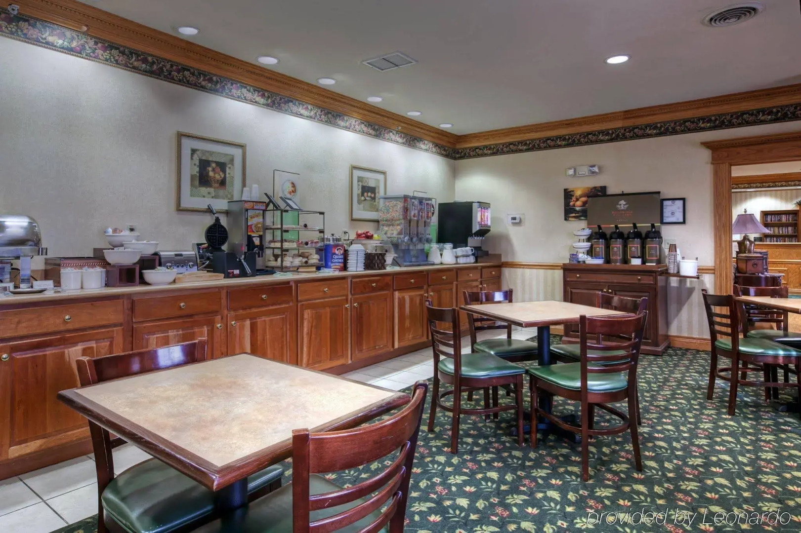 Comfort Inn & Suites Northern Kentucky