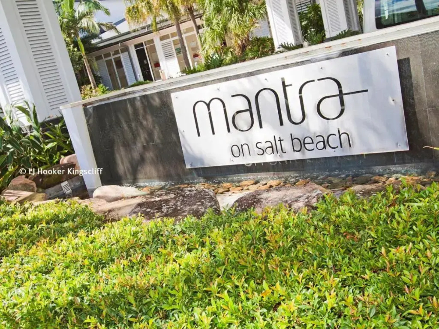 Resort On The Beach 4118/19