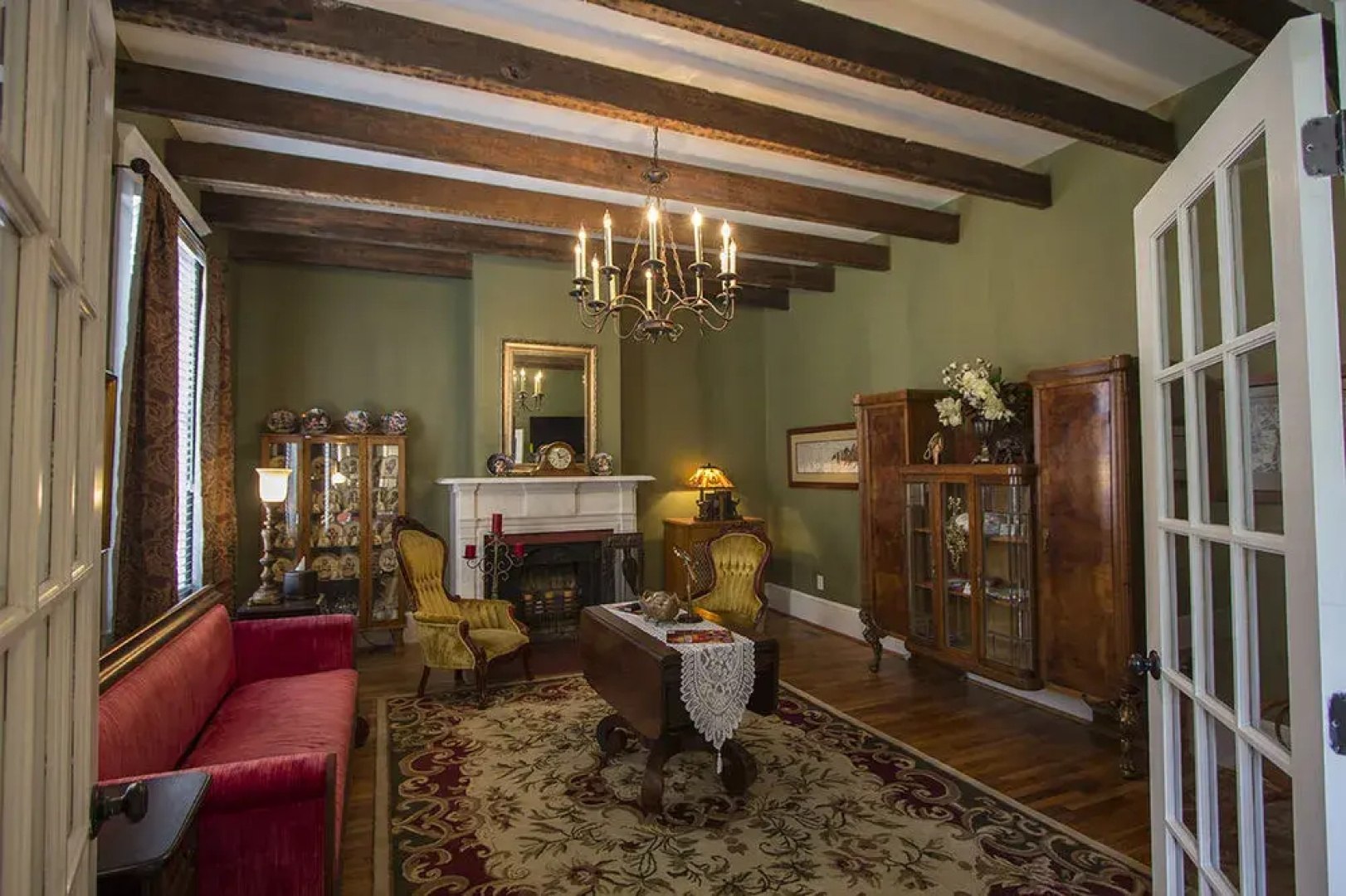 Bama Bed & Breakfast Campus