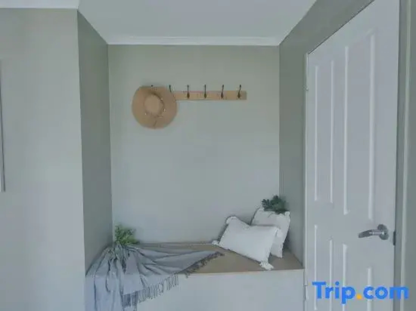 waterfront Cosy Getaway