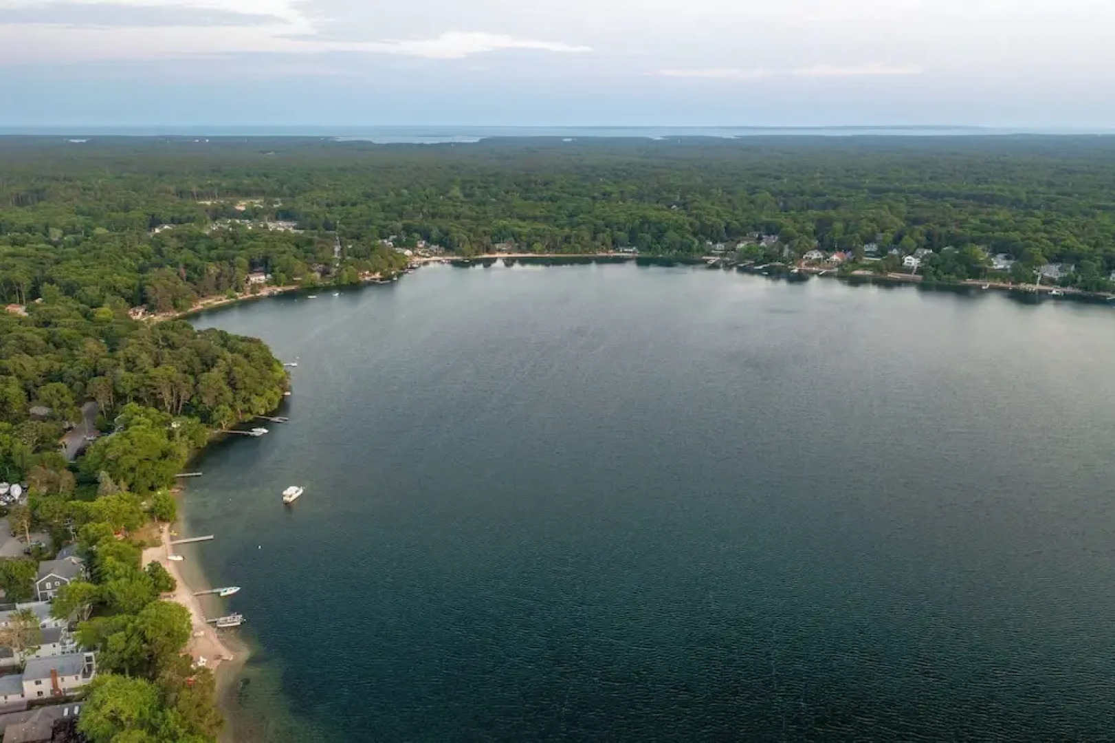 Private Pool & Screened Deck: Mashpee Home!