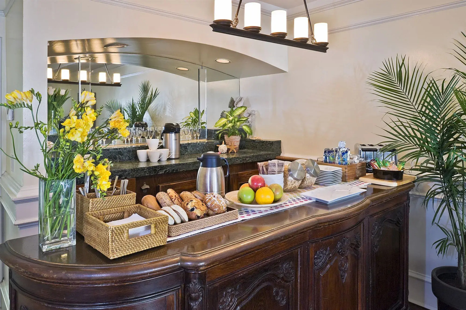 Newport Beach Hotel, A Four Sisters Inn