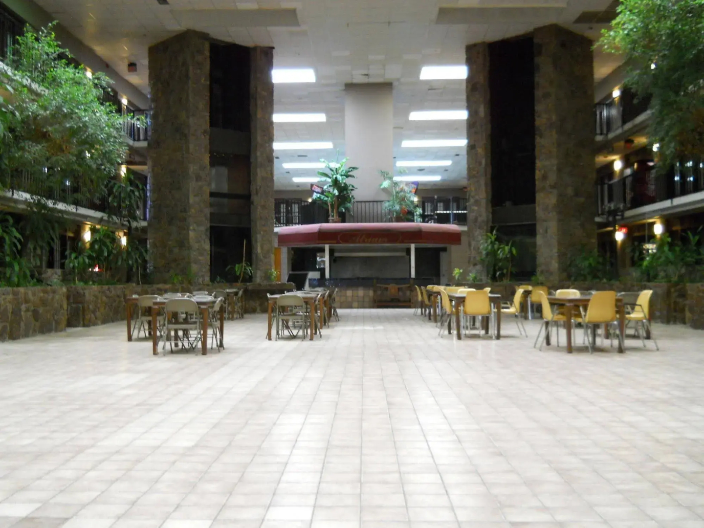 The Cactus Cove Inn and Suites