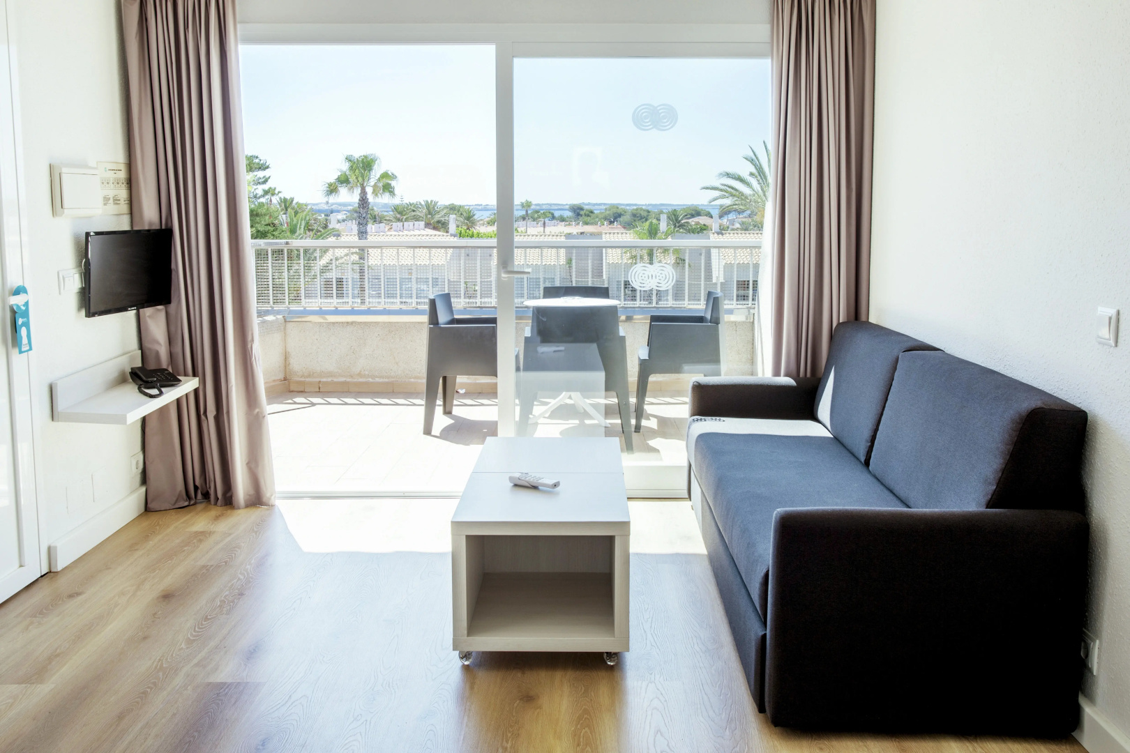 Globales Los Delfines Hotel & Apartments