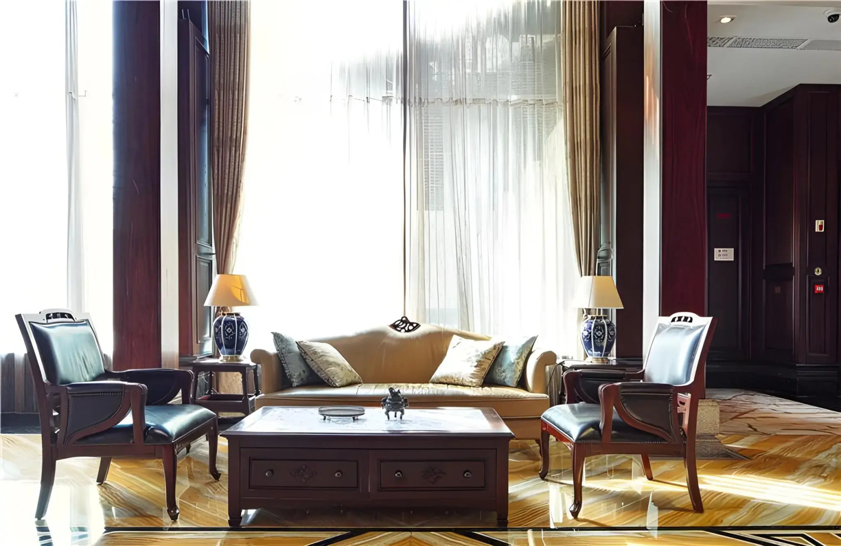 Dockside Boutique Hotel