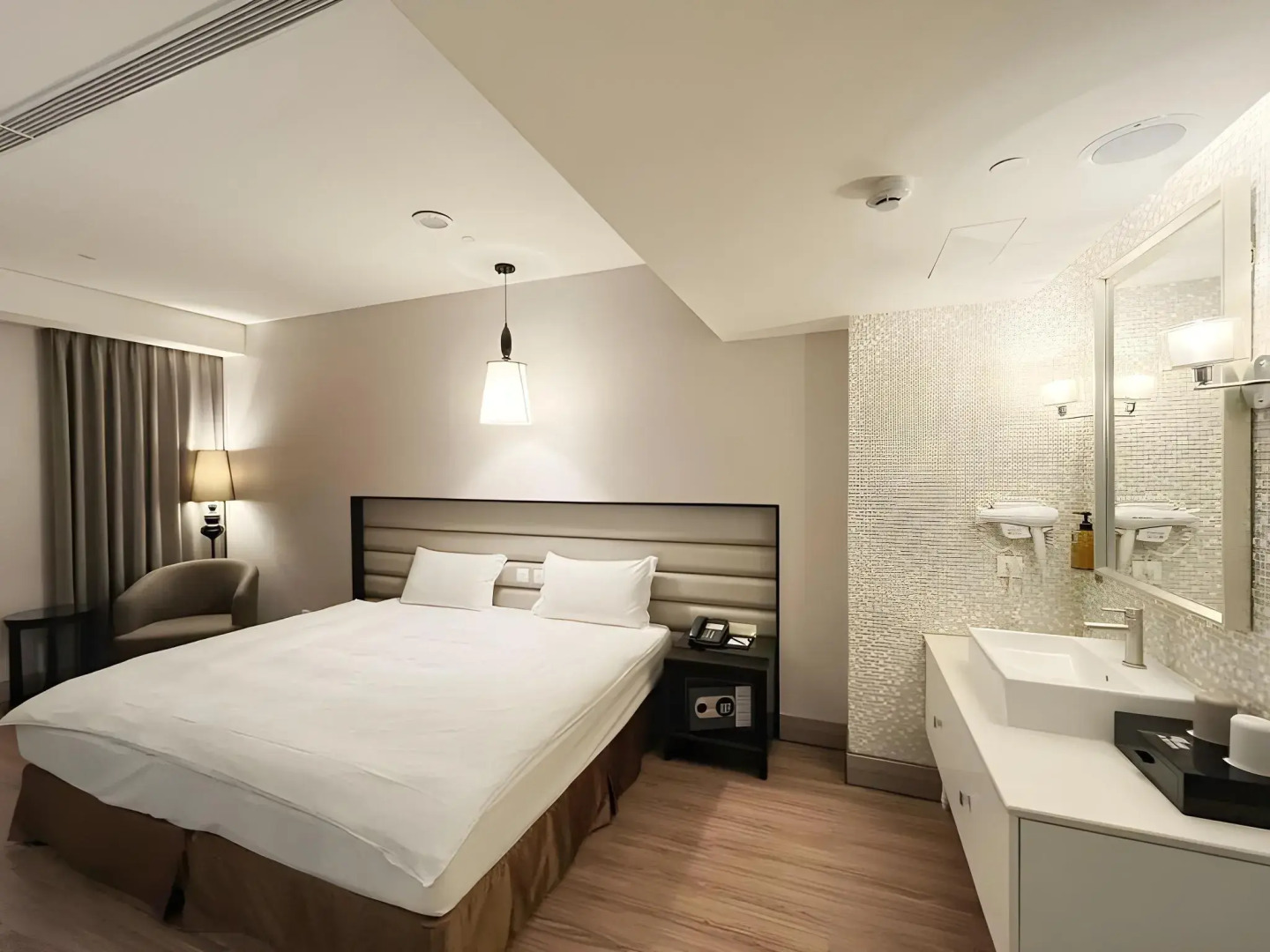 Stay Hotel - Taichung Yizhong