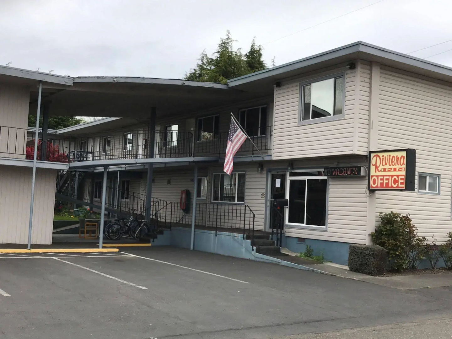 Riviera Inn Motel