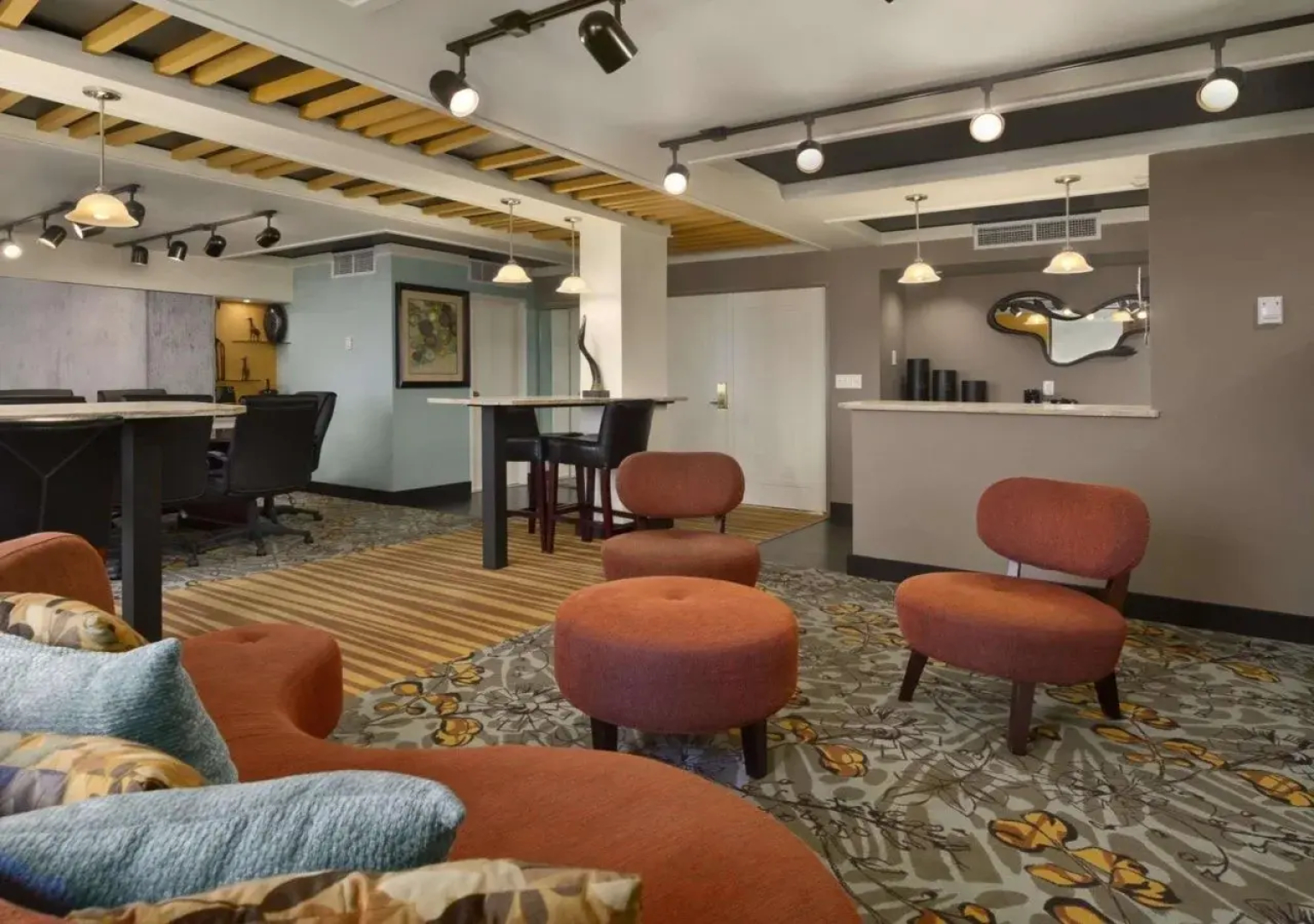 Delta Hotels by Marriott Minneapolis Northeast