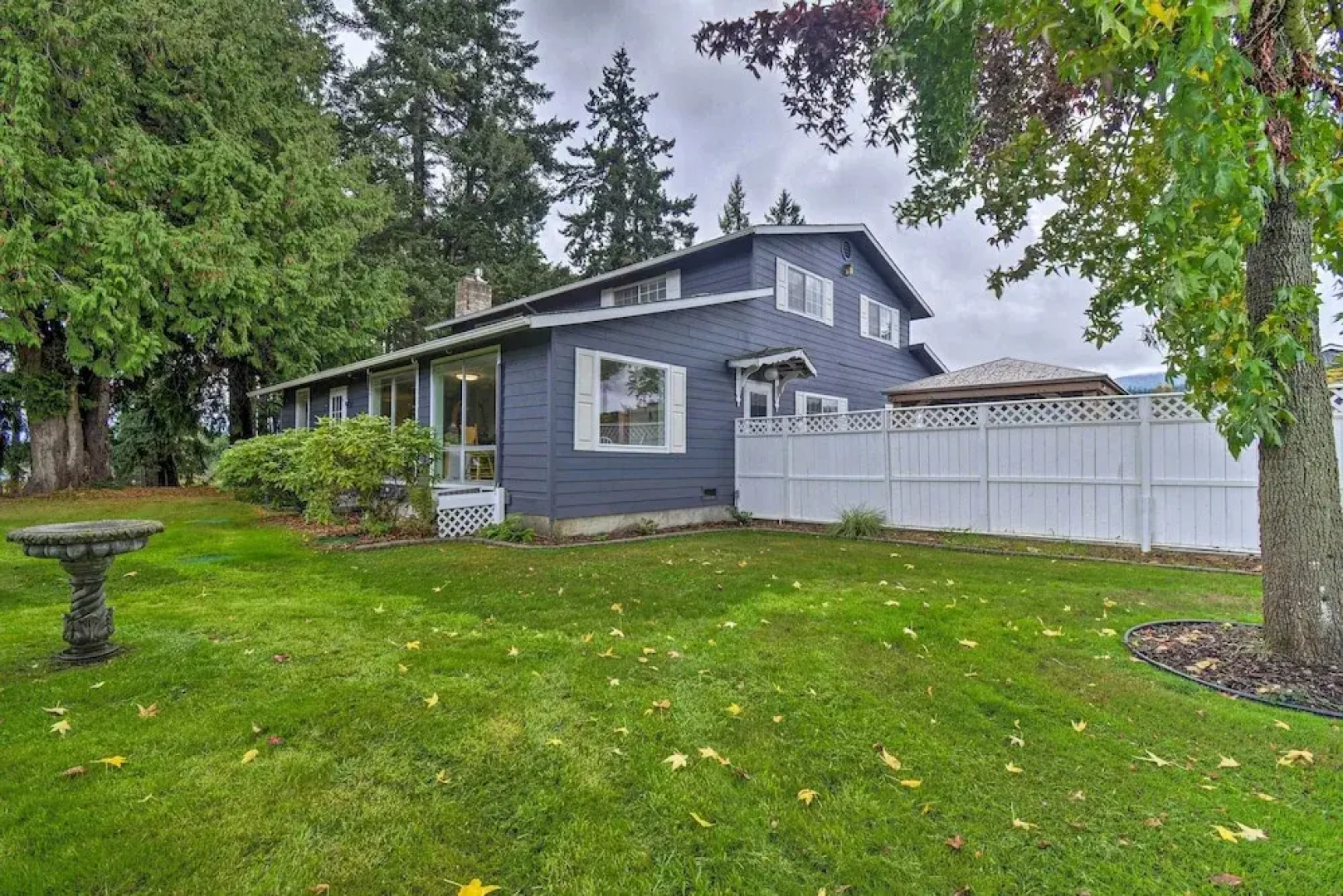 Spacious Home w/ Yard, 20 Miles to Olympic NP