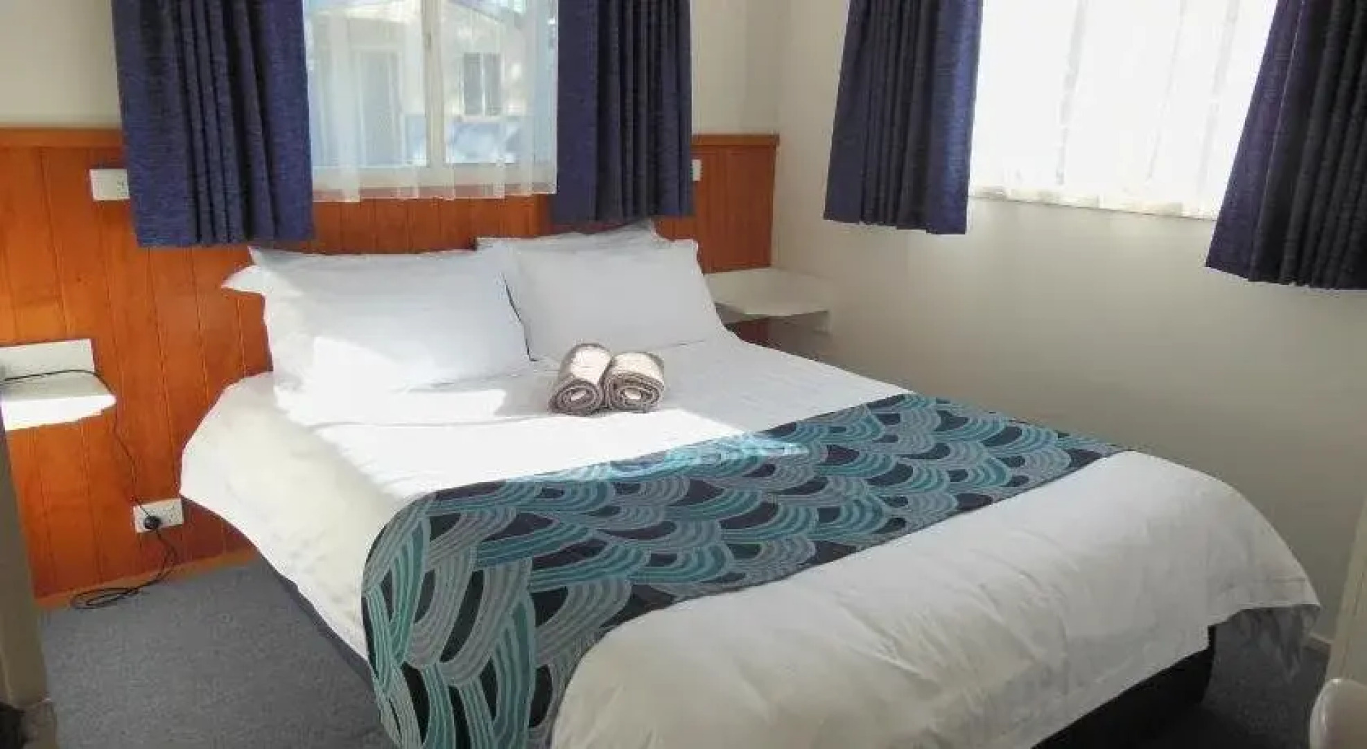 Waters Edge Holiday Park