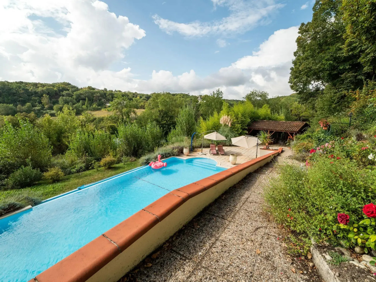 Cosy House With Spectacular Views and Private Pool