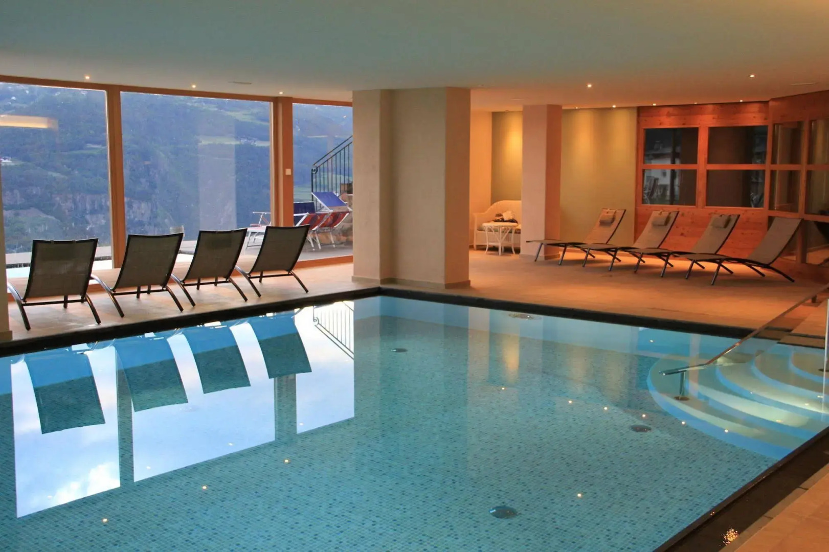 Hotel Emmy - five elements