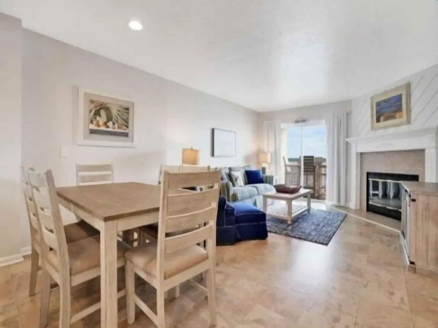 Sandy Toes - Unbeatable Location Within Biking Distance To Dining, Shops, And Entertainment! 2 Bedroom Condo by Redawning