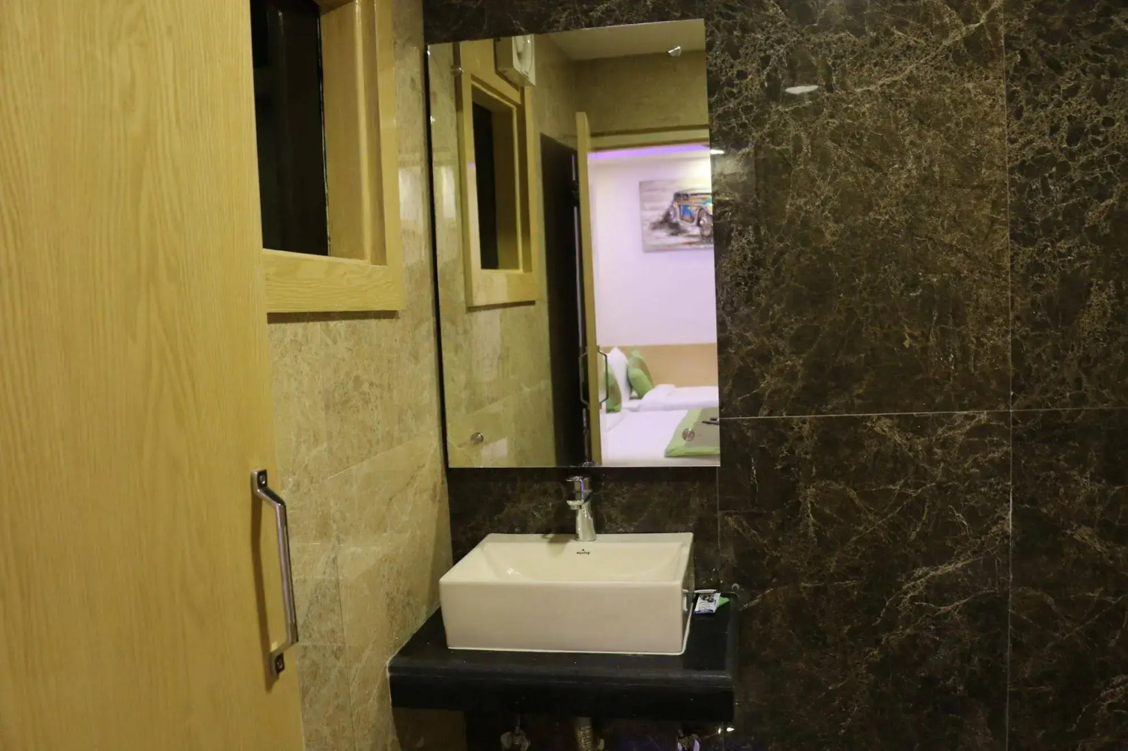 Hotel Prince Palace DX by check in room