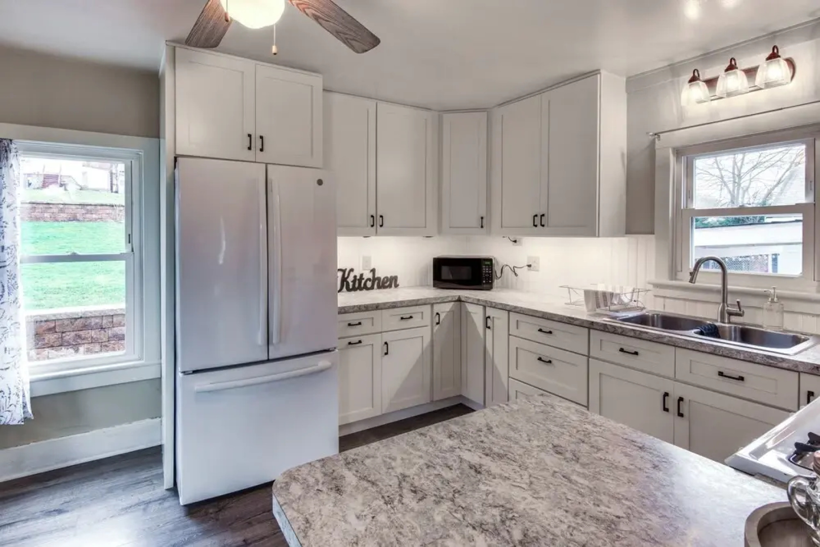 Family-friendly Altoona Abode w/ Spacious Patio!