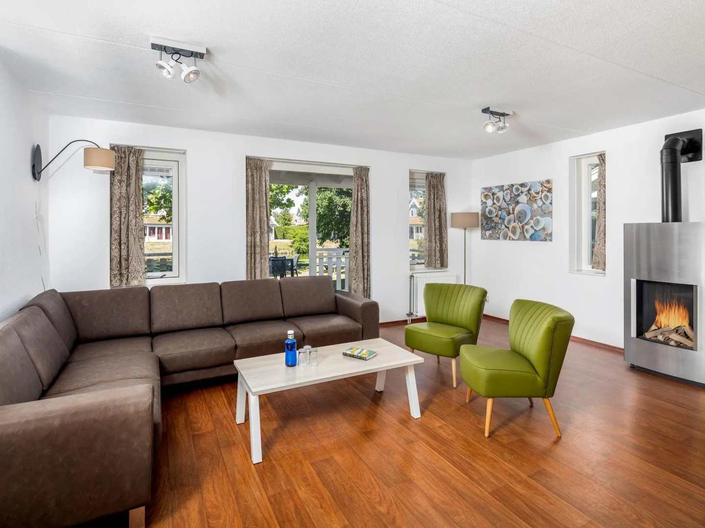 Restyled villa with whirlpool, near the Grevelingen Lake