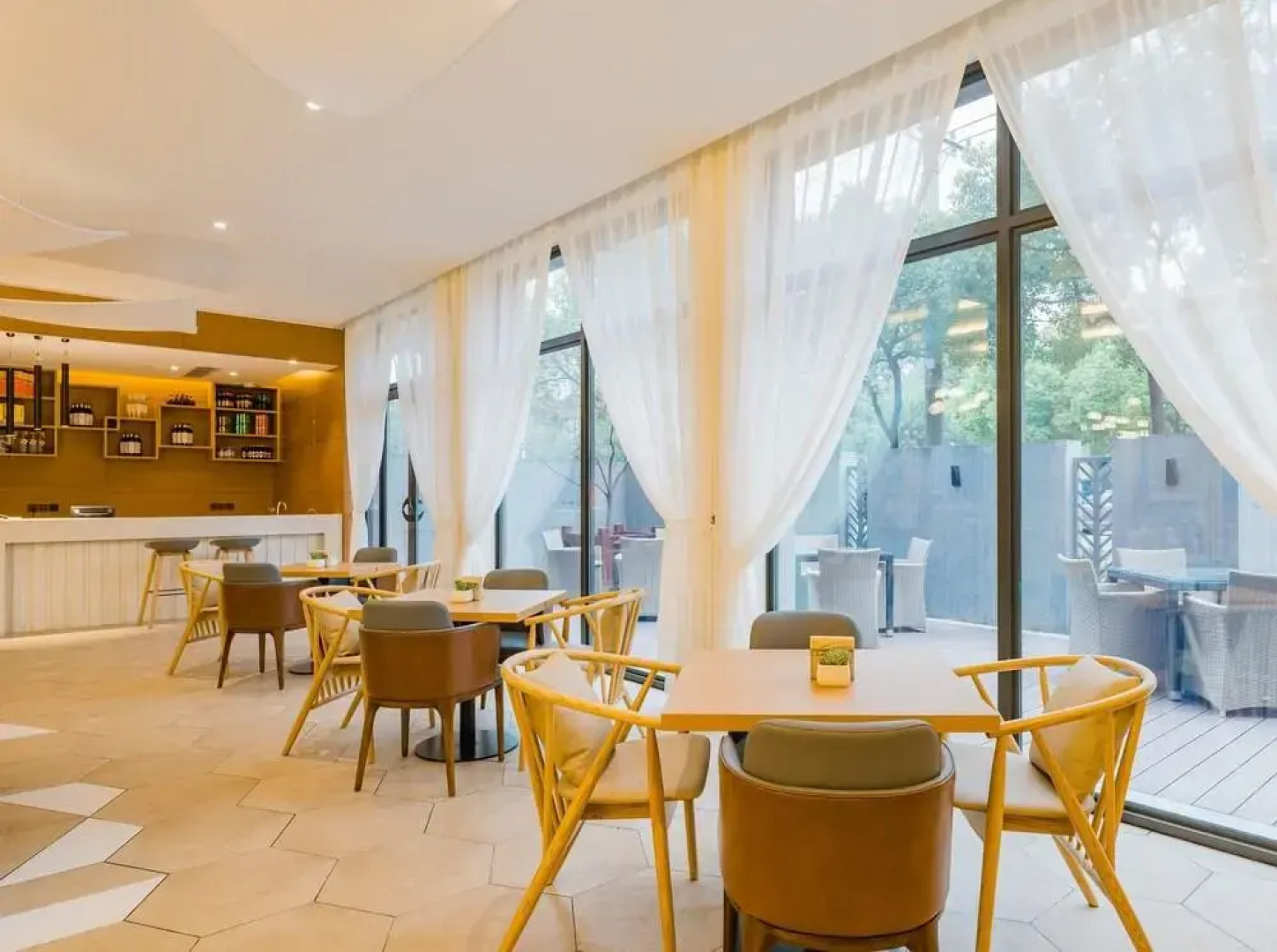 Atour Hotel Development Avenue Suqian