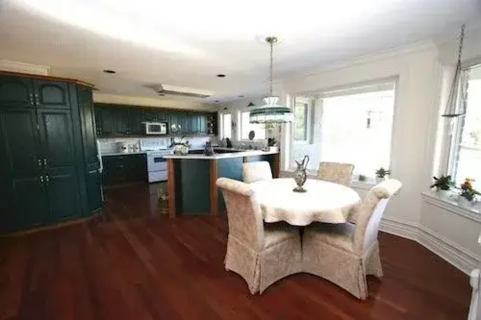 Pine Breeze Bed and Breakfast