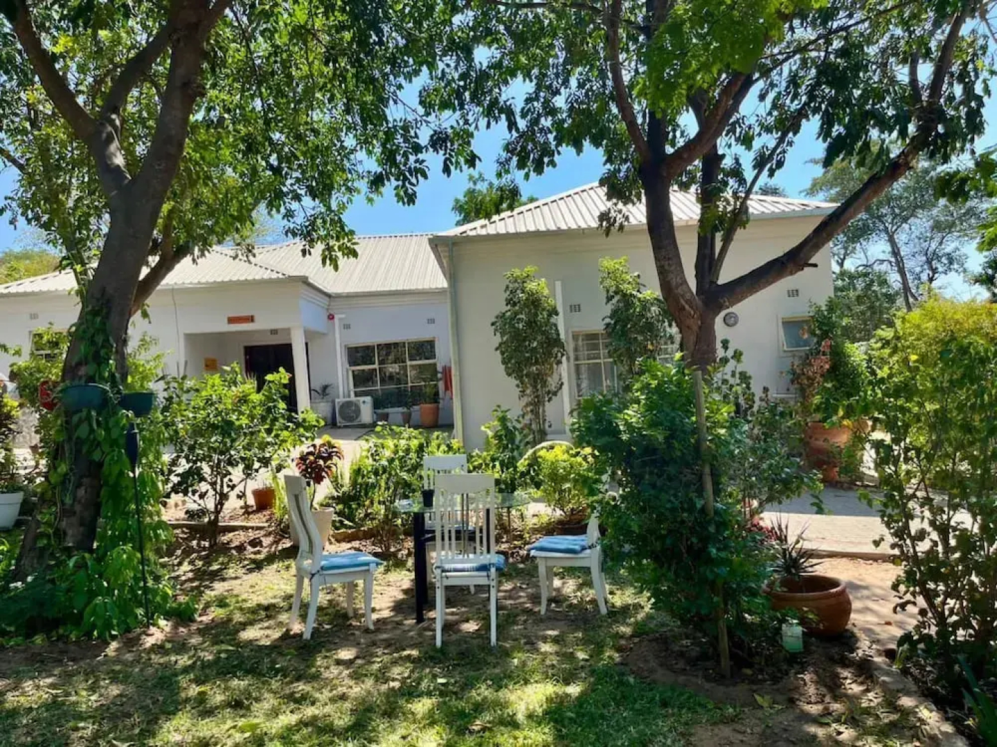 Beulah Court Vineyard Guest House